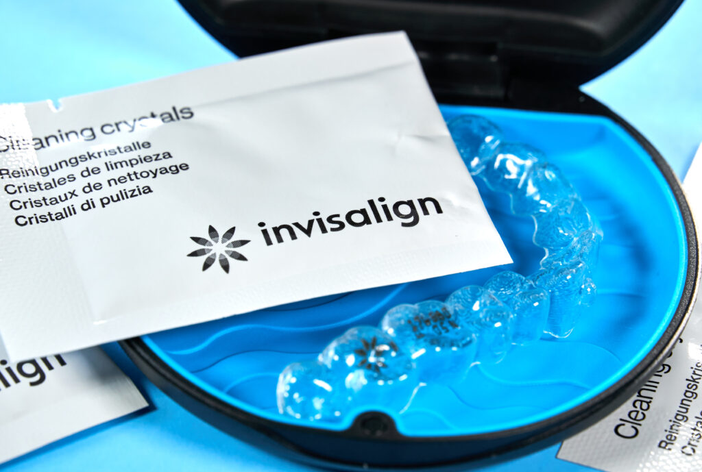 Can Invisalign Fix Crowding? The Braces Guide